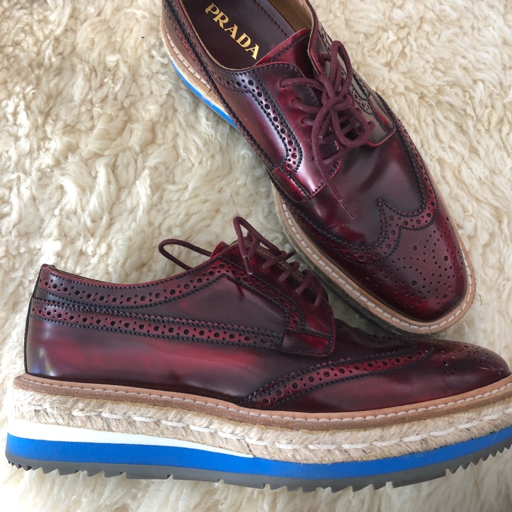 Prada platform brogue-trim leather oxfords - Picture 3 of 7